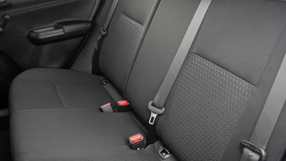 SUZUKI Swift -