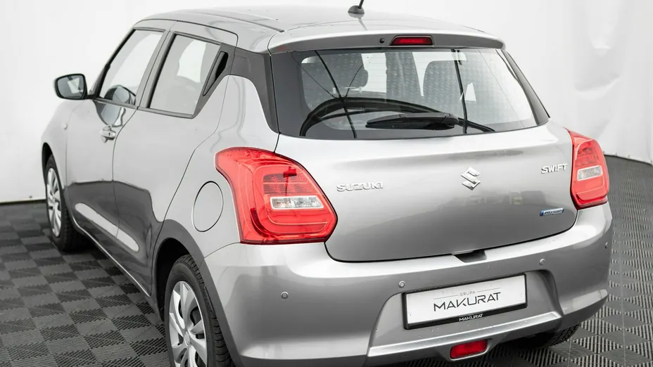 SUZUKI Swift -