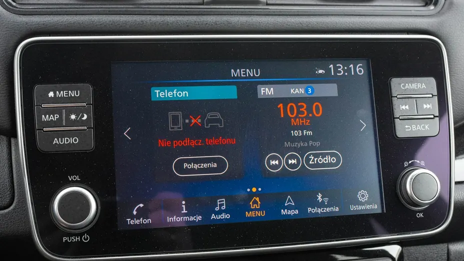 NISSAN Leaf -