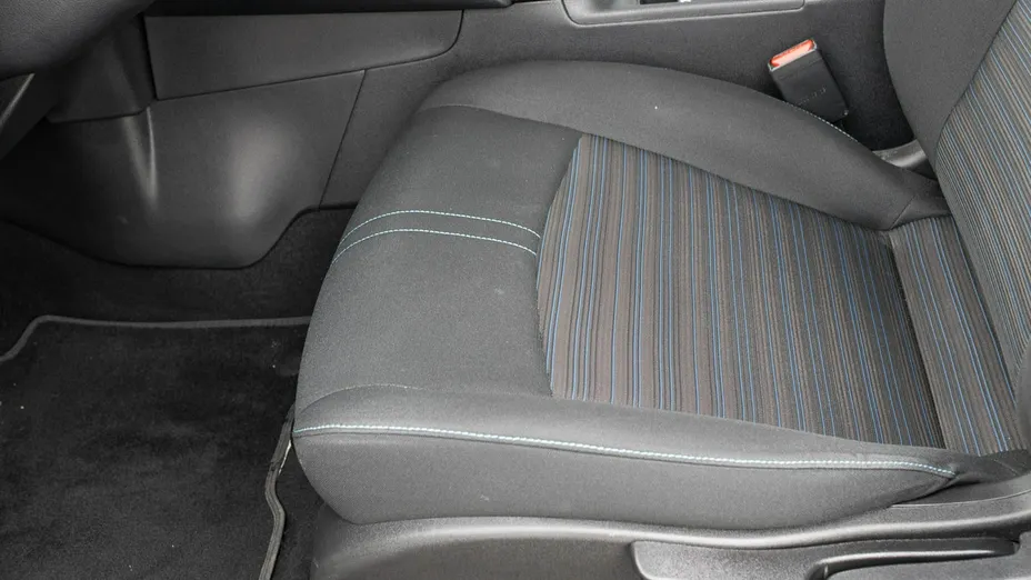 NISSAN Leaf -