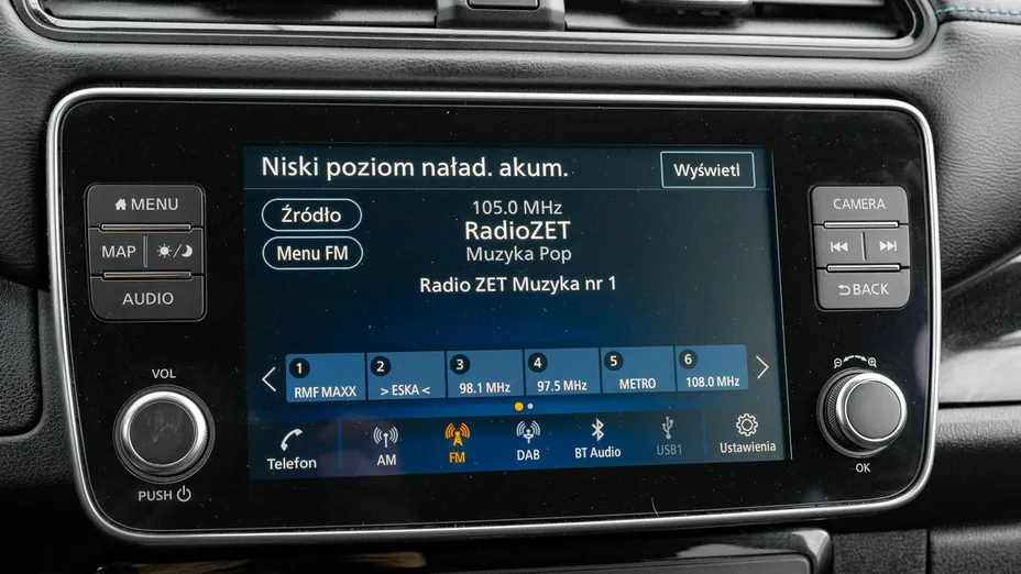 NISSAN Leaf -