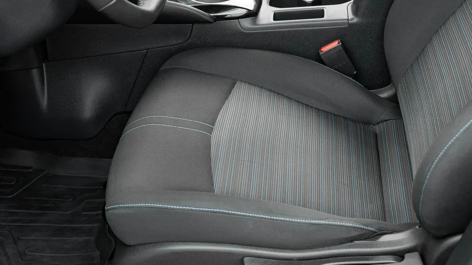 NISSAN Leaf -