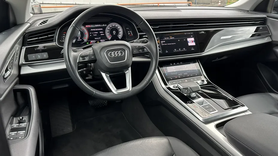 AUDI Q8 / E-Tron -