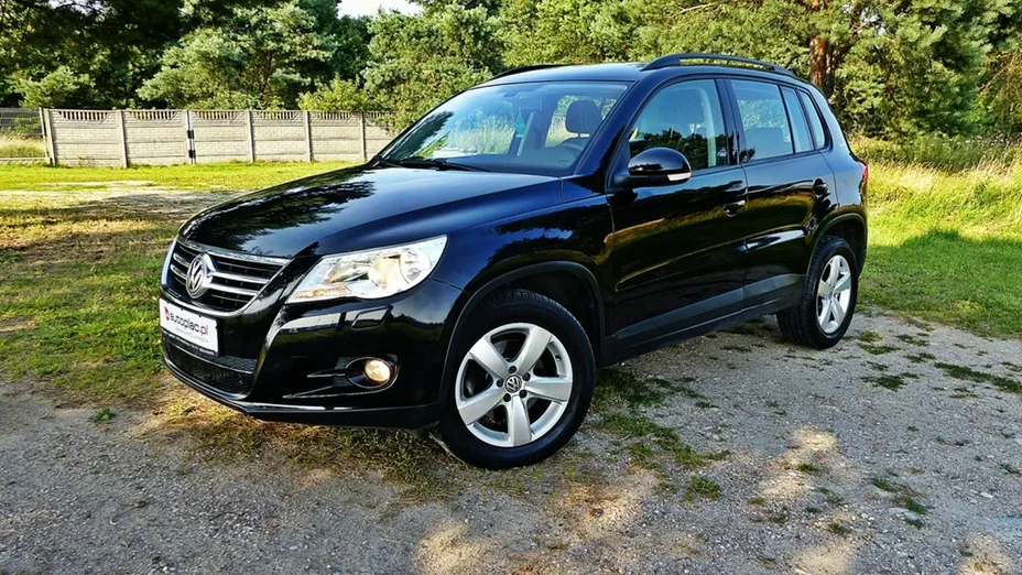 VOLKSWAGEN Tiguan -