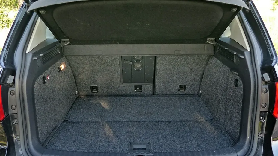 VOLKSWAGEN Tiguan -