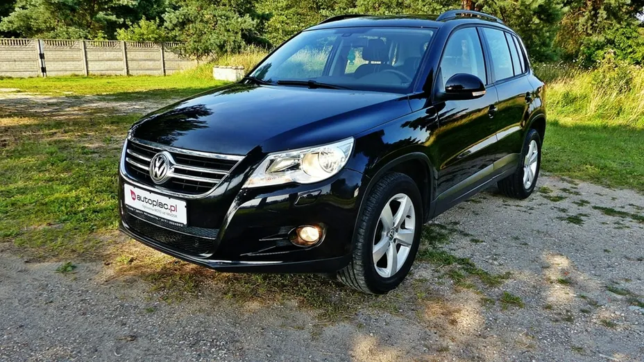 VOLKSWAGEN Tiguan -