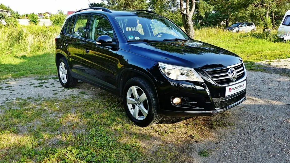 VOLKSWAGEN Tiguan -