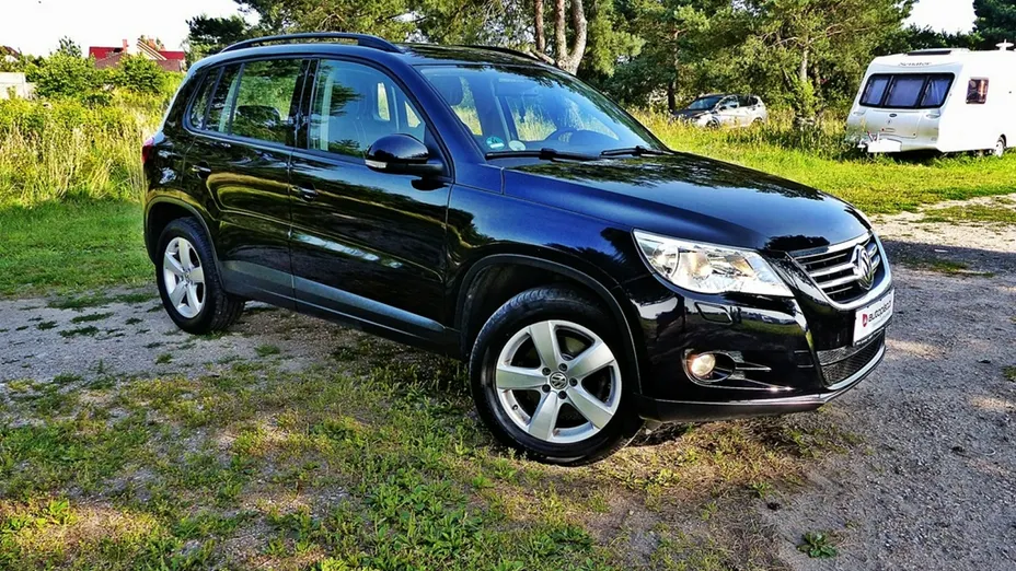 VOLKSWAGEN Tiguan -