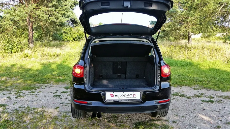 VOLKSWAGEN Tiguan -
