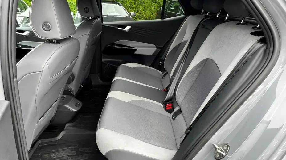 VOLKSWAGEN ID.3 -