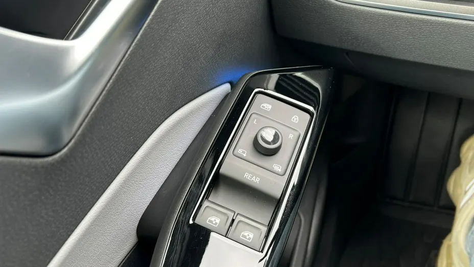 VOLKSWAGEN ID.3 -