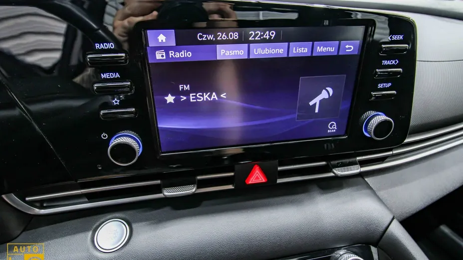 HYUNDAI Elantra -