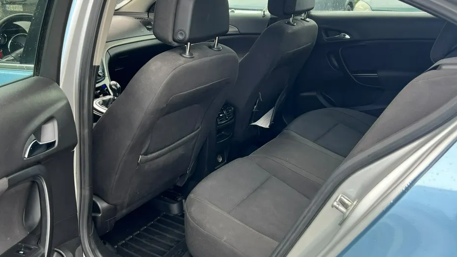 OPEL Insignia -