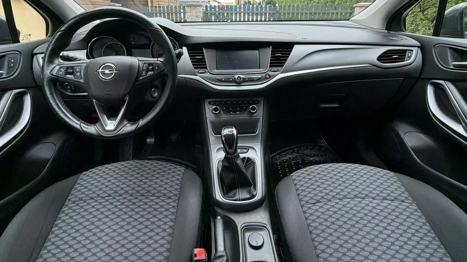 OPEL Astra -