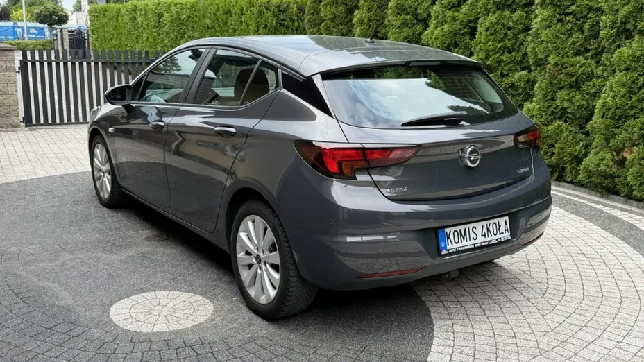OPEL Astra -