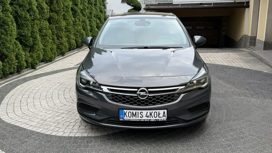 OPEL Astra -