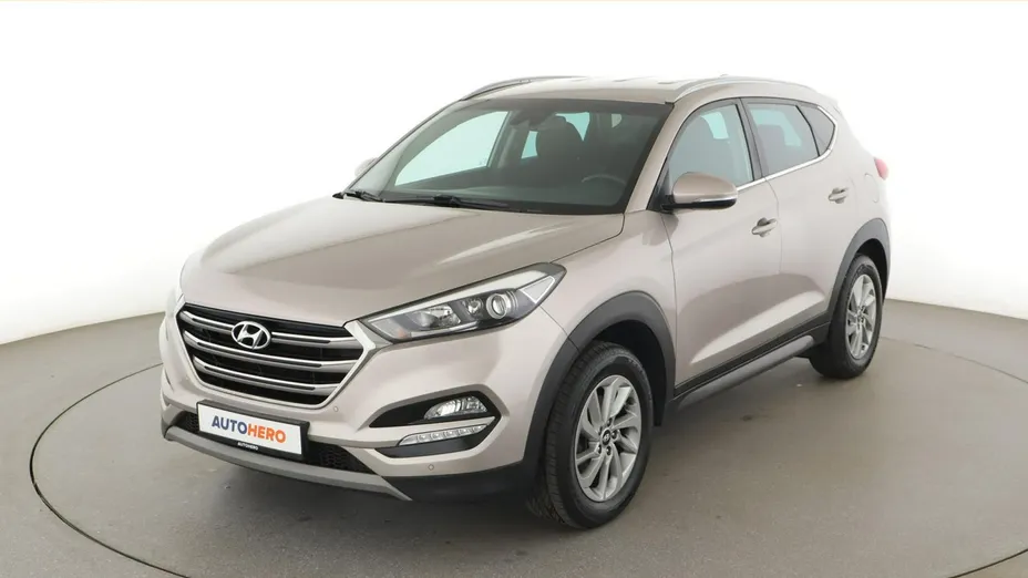 HYUNDAI Tucson -