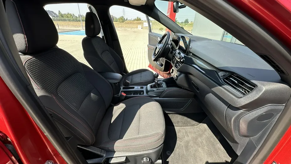 FORD Kuga -