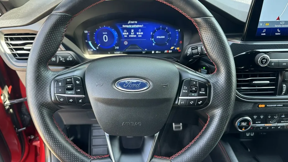 FORD Kuga -
