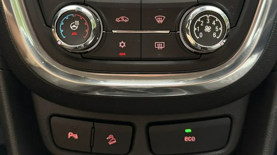 OPEL Mokka -
