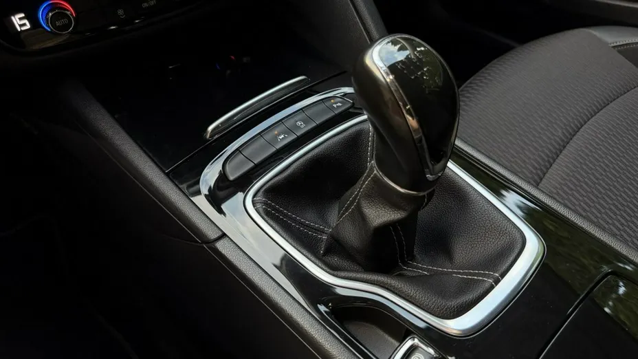 OPEL Insignia -