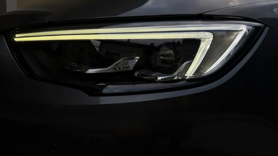 OPEL Insignia -