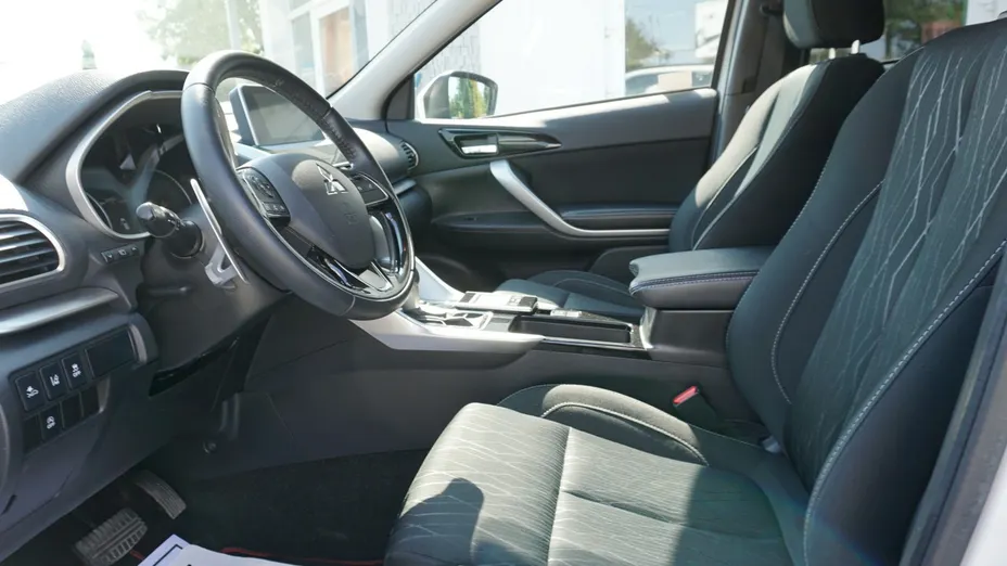 MITSUBISHI Eclipse Cross -