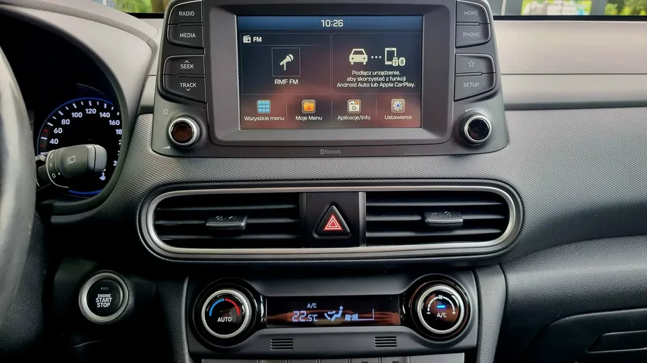 HYUNDAI Kona -
