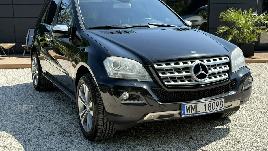 MERCEDES-BENZ ML -
