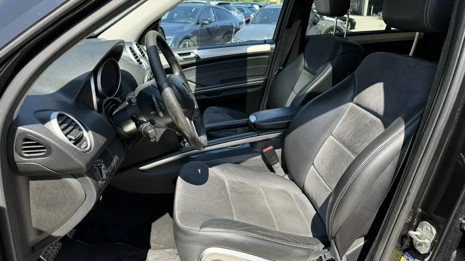 MERCEDES-BENZ ML -