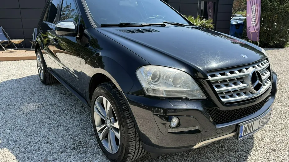 MERCEDES-BENZ ML -