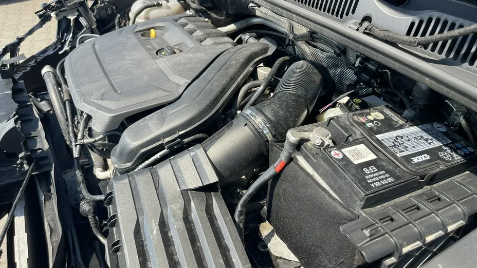 VOLKSWAGEN Touran -