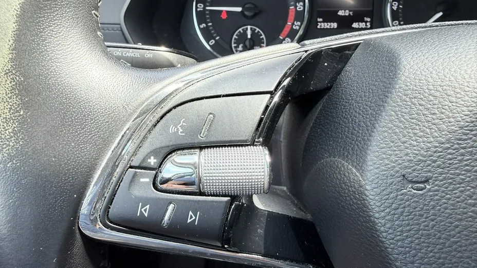 SKODA Octavia -