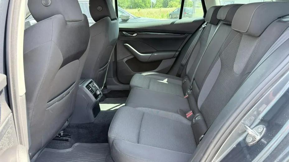 SKODA Octavia -
