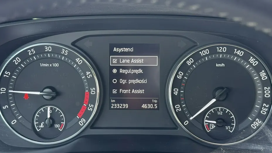 SKODA Octavia -