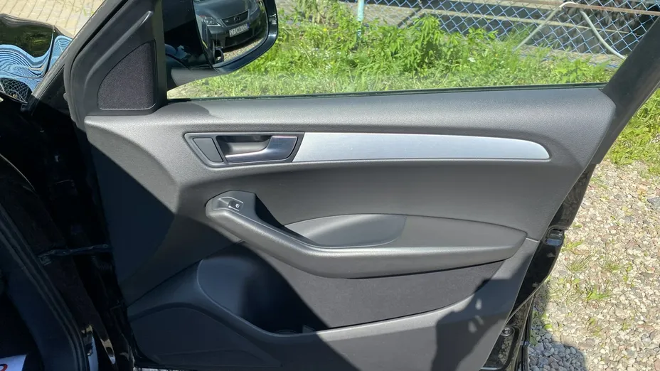 AUDI Q5 -