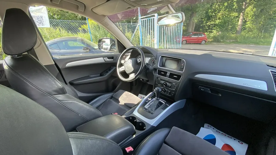AUDI Q5 -