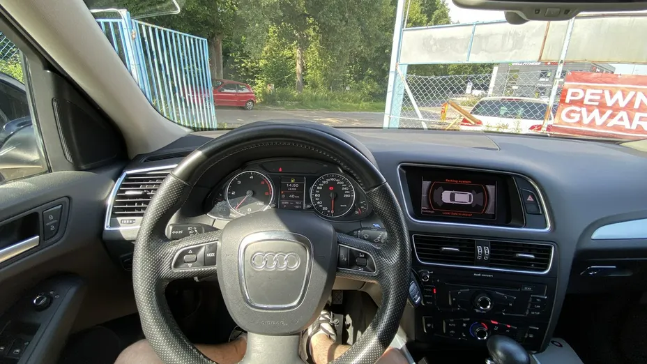 AUDI Q5 -