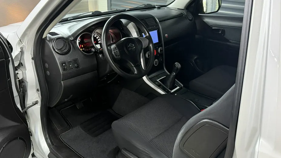 SUZUKI Grand Vitara -