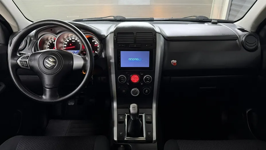 SUZUKI Grand Vitara -