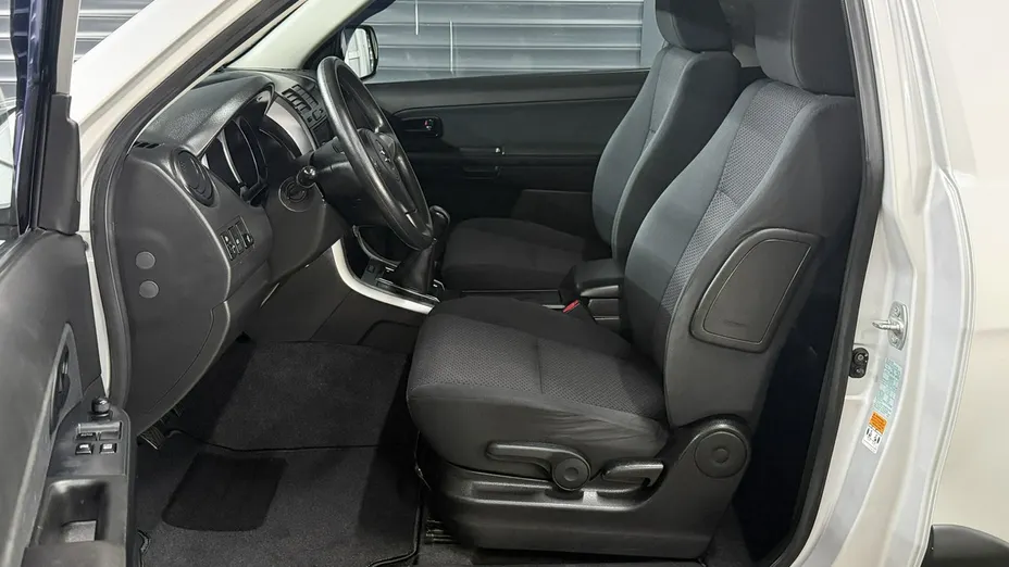 SUZUKI Grand Vitara -