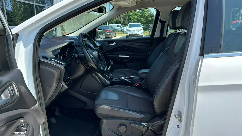 FORD Kuga -
