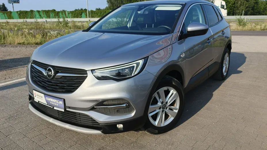 OPEL Grandland X -