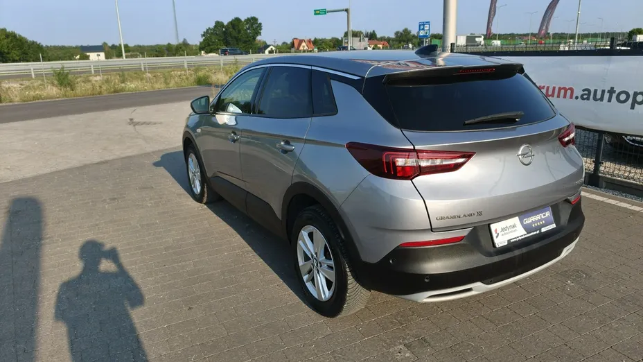 OPEL Grandland X -