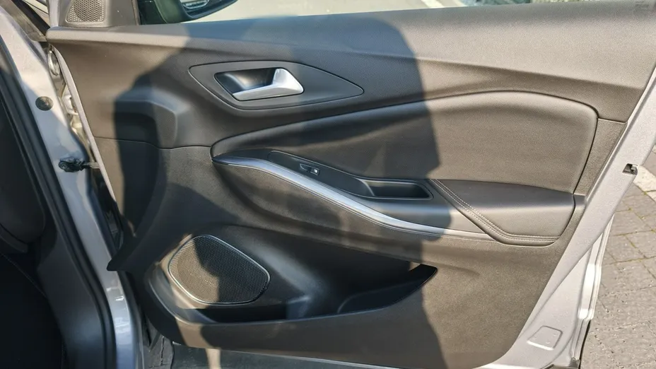 OPEL Grandland X -