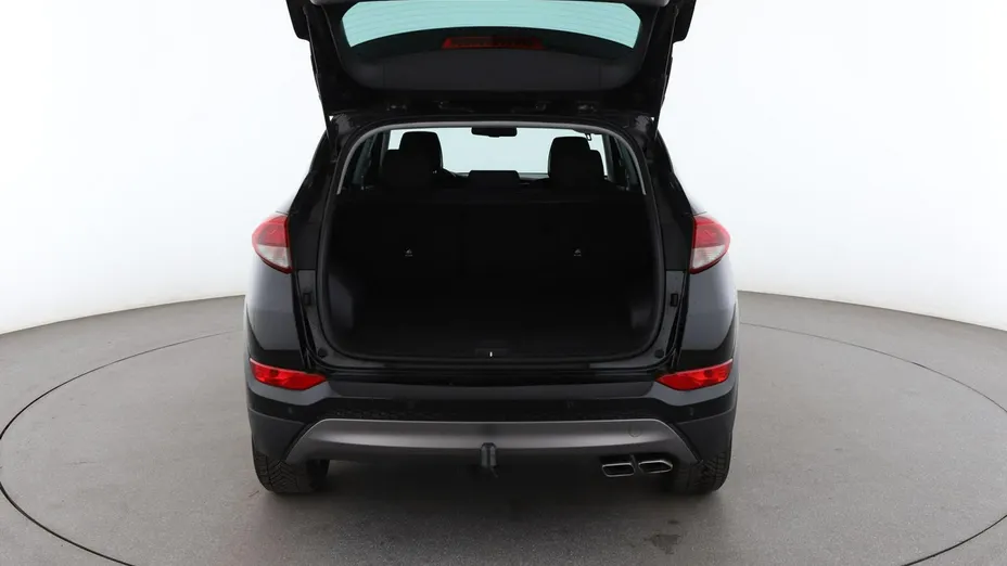 HYUNDAI Tucson -