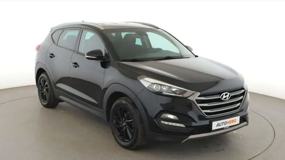HYUNDAI Tucson -
