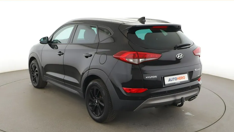 HYUNDAI Tucson -