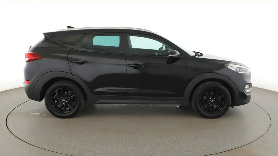 HYUNDAI Tucson -