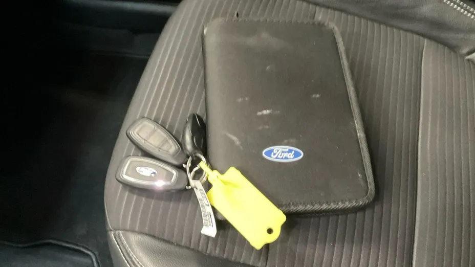 FORD Kuga -